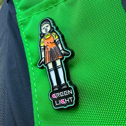 Green Light Girl Disc Golf Pin®